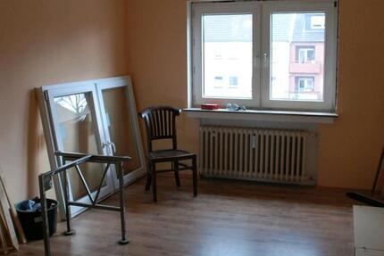 Wohnung Duisburg Duisburg-Mitte - 4 Zimmer, 92 m&sup2;, 950&euro; | Angebot:26045481