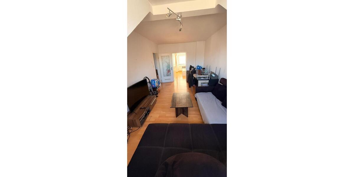 Dachgeschoßwohnung Duisburg Huckingen - 2 Zimmer, 58 m&sup2;, 865&euro; | Angebot:26532663