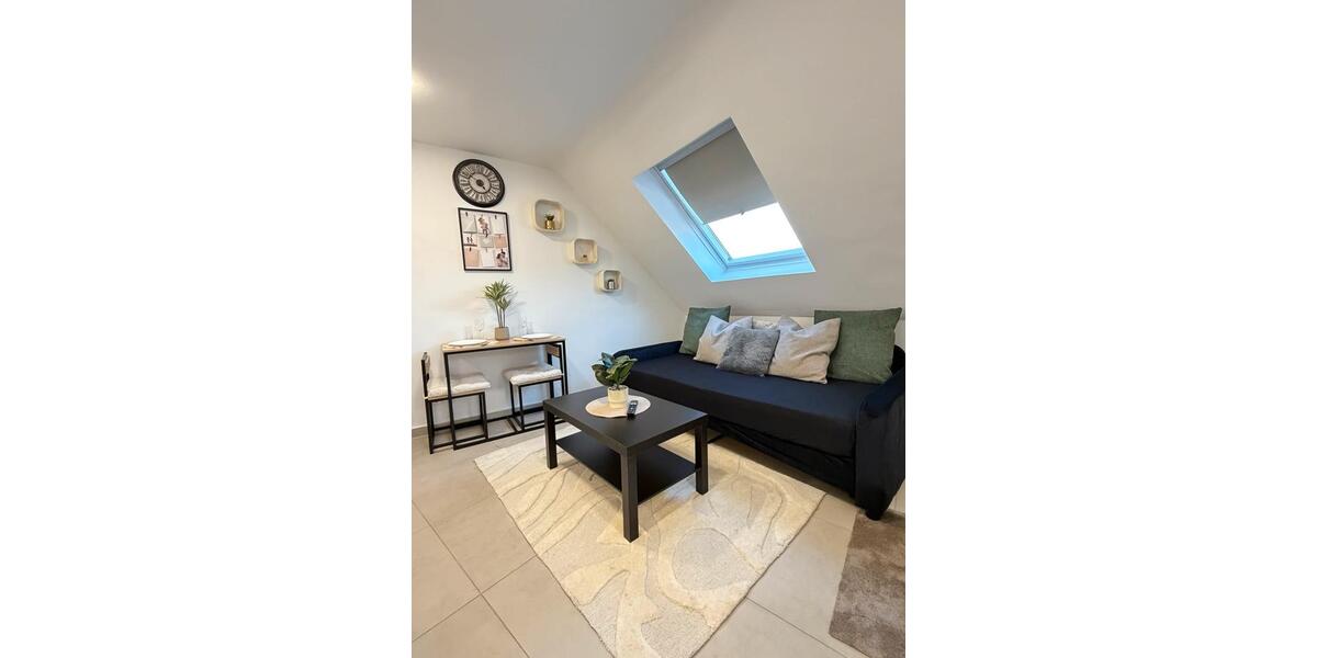 Dachgeschoßwohnung Essen Stadtbezirk III - 2 Zimmer, 55 m&sup2;, 1.900&euro; | Angebot:25322418