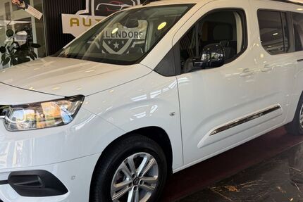 Toyota Proace (Verso) 53.653 km 23.950 &euro; Essen 45139