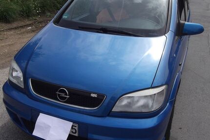 Opel Zafira 266.208 km 4.598 &euro; Essen 45141