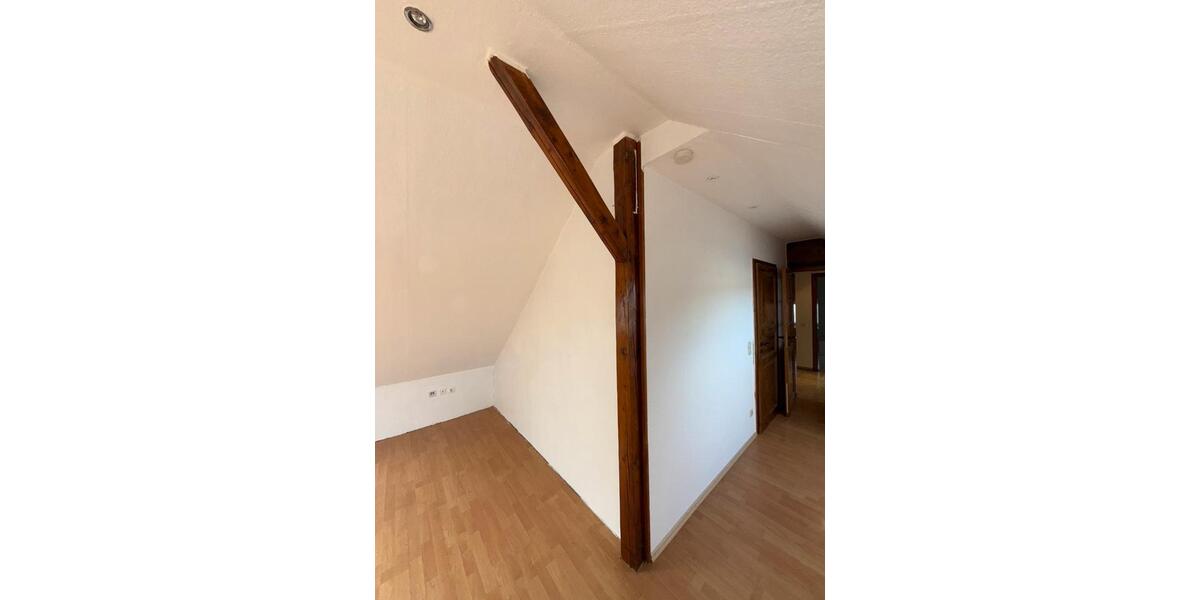 Dachgeschoßwohnung Bochum Bochum-Nord - 2 Zimmer, 45 m&sup2;, 380&euro; | Angebot:26051021