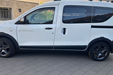 Dacia Dokker 122.200 km 8.490 &euro; Essen 45131