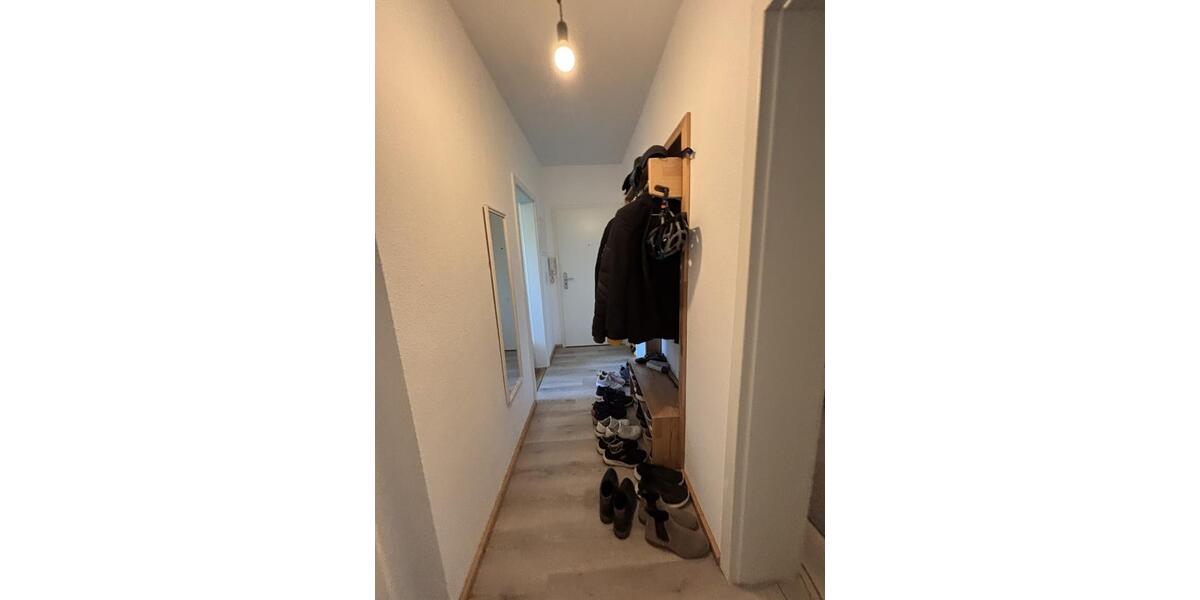 Etagenwohnung Voerde (Niederrhein) - 4.5 Zimmer, 70 m&sup2;, 651&euro; | Angebot:26568666