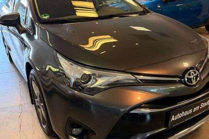 Toyota Avensis 87.000 km 14.900 &euro; Bochum 44791