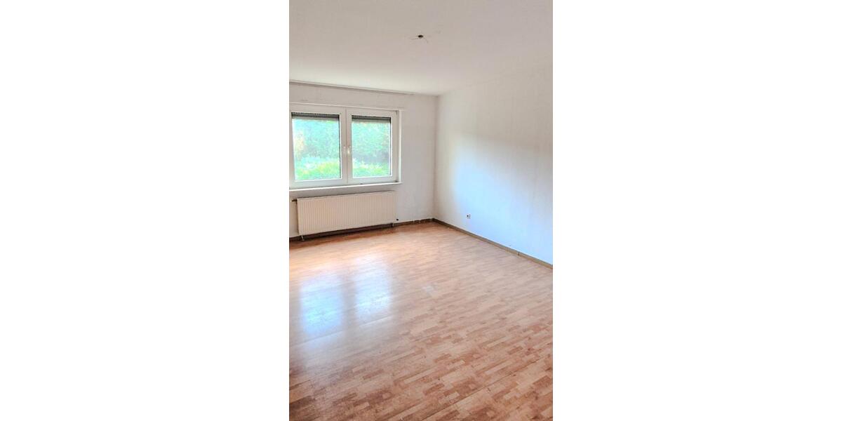 Erdgeschoßwohnung Essen Stadtbezirk III - 3 Zimmer, 74 m&sup2;, 629&euro; | Angebot:25230728