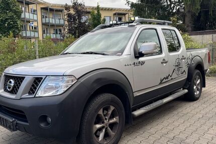 Nissan Navara 204.000 km 7.785 &euro; Herne ( Nordrhein-Westfalen ) 44628