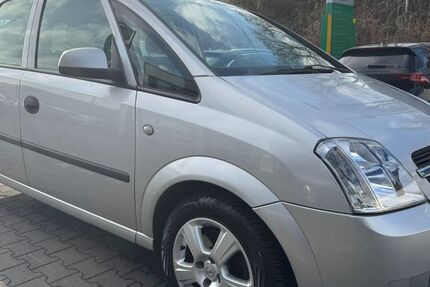 Opel Meriva 147.000 km 2.490 &euro; Bottrop 46238