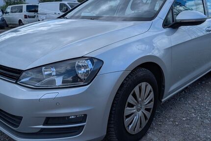 VW Golf 316.000 km 4.450 &euro; Essen 45356