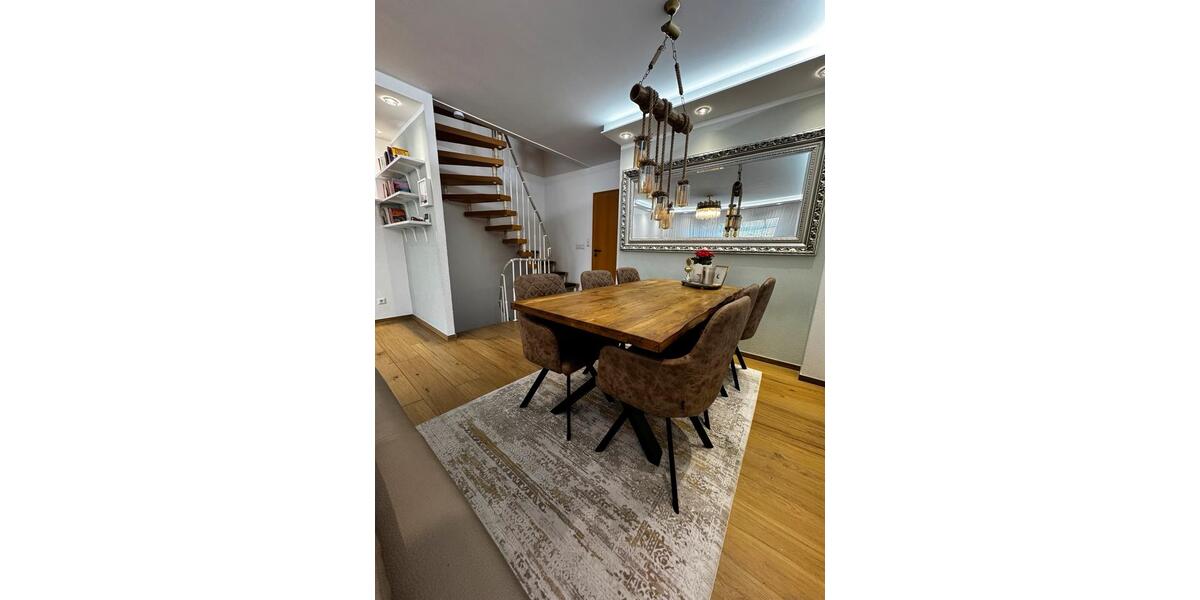 Reihenhaus Moers Schwafheim - 5.5 Zimmer, 118 m&sup2;, 1.650&euro; | Angebot:26703306