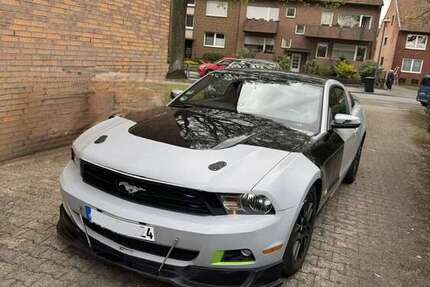 Ford Mustang 151.587 km 12.500 &euro; essen 45133