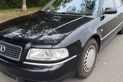 Audi A8 171.194 km 5.300 &euro; Wesel 46485