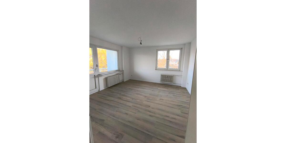 Etagenwohnung Duisburg Hamborn - 3.5 Zimmer, 67 m&sup2;, 720&euro; | Angebot:26026043