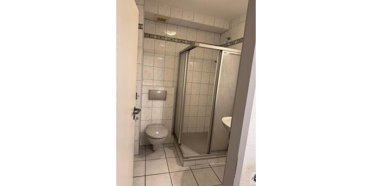 Erdgeschoßwohnung Velbert - 2 Zimmer, 45 m&sup2;, 450&euro; | Angebot:25959316