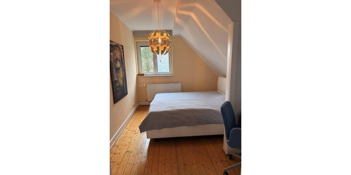 Einfamilienhaus Duisburg Ungelsheim - 7 Zimmer, 180 m&sup2;, 930.000&euro; | Angebot:26156021