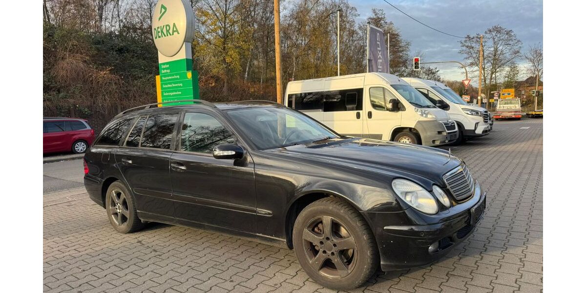 Mercedes-Benz E 220 260.000 km 2.250 &euro; Bottrop 46238