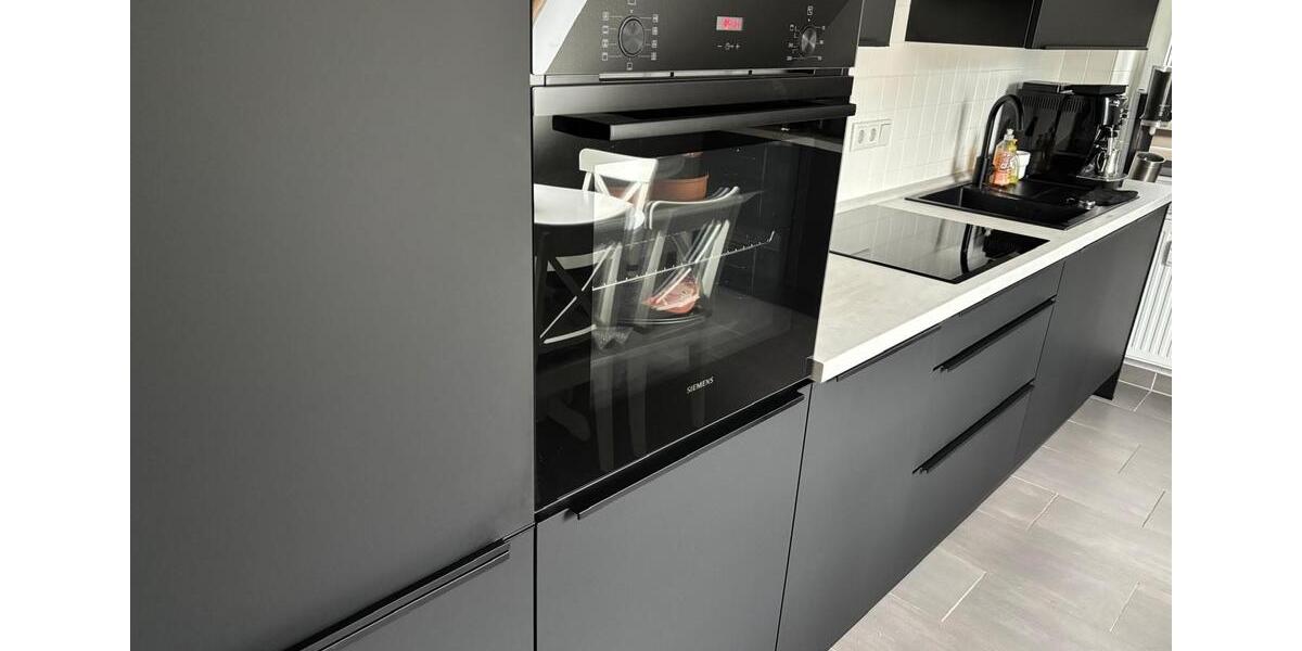 Dachgeschoßwohnung Essen Stadtbezirk IV - 3 Zimmer, 81 m&sup2;, 830&euro; | Angebot:26019126