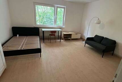 Zimmer Essen Stadtbezirk VI - 1 Zimmer, 450&euro; | Angebot:26586730
