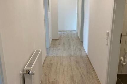 Wohnung Witten - 5 Zimmer, 104 m&sup2;, 930&euro; | Angebot:26600467