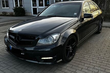 Mercedes-Benz C 350 219.947 km 12.999 &euro; Duisburg 47178