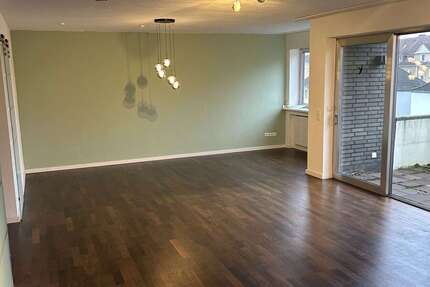 Wohnung Duisburg Duisburg-Mitte - 3 Zimmer, 103 m&sup2;, 950&euro; | Angebot:25223991