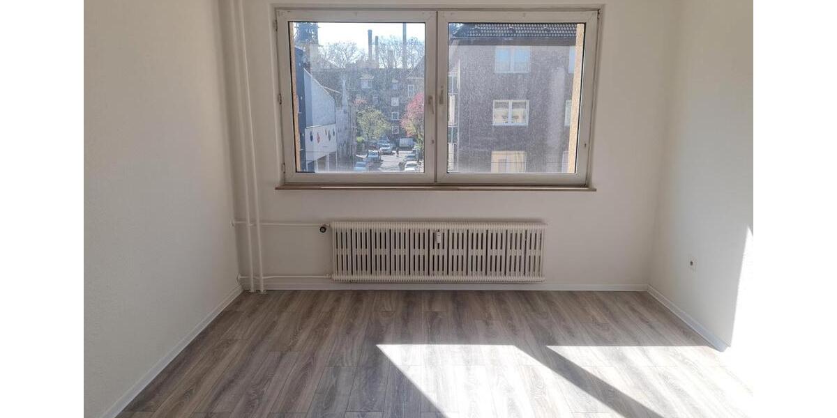 Etagenwohnung Duisburg Hamborn - 4 Zimmer, 74 m&sup2;, 528&euro; | Angebot:26007304