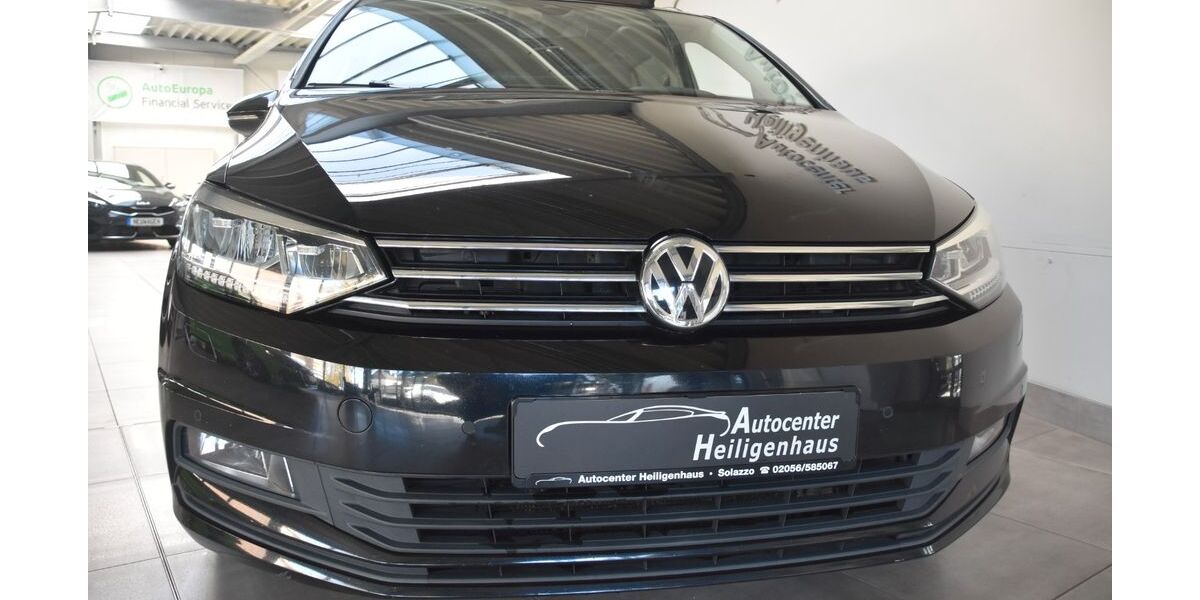 VW Touran 105.443 km 18.780 &euro; Heiligenhaus 42579
