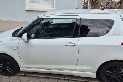 Suzuki Swift 89.000 km 8.000 &euro; Essen 45134
