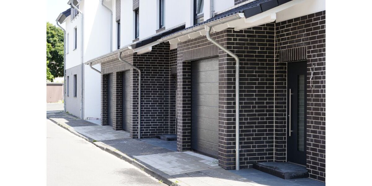 Provisionsfrei* Eckhaus EFH Endhaus mit PV 10,4 KW+Garage 140m zum Rheinufer Energiebedarf 22,4 kWhm2a - Reihenendhaus Duisburg Essenberg | Angebot:26163676