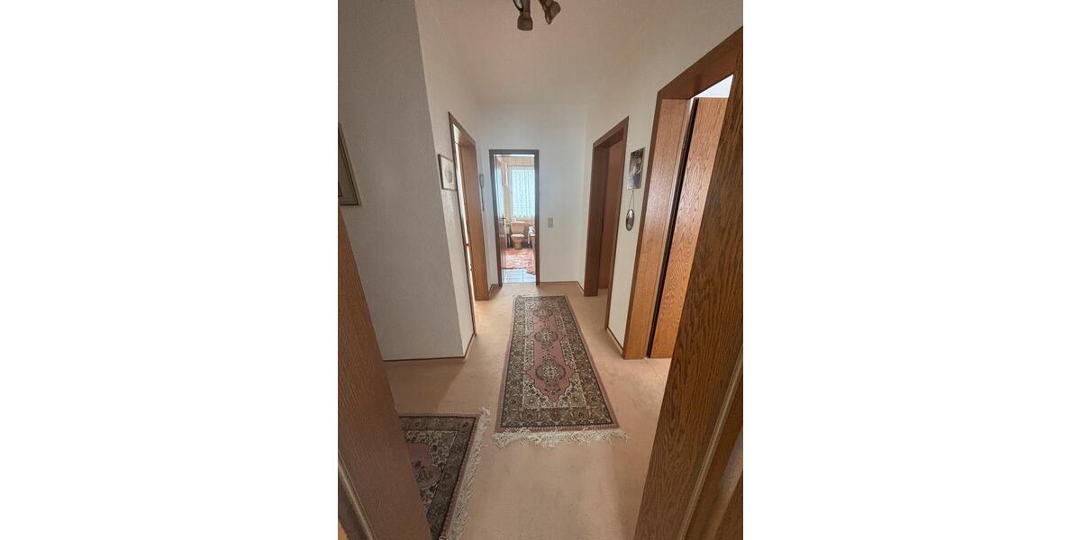 Etagenwohnung Duisburg Mittelmeiderich - 3 Zimmer, 80 m&sup2;, 850&euro; | Angebot:26496121