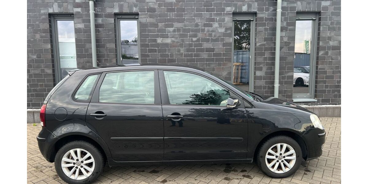 VW Polo 128.974 km 3.499 &euro; Voerde 46562