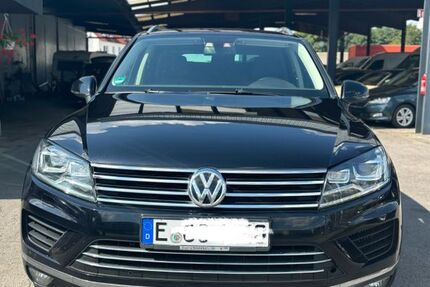 VW Touareg 345.000 km 11.841 &euro; Essen 45356