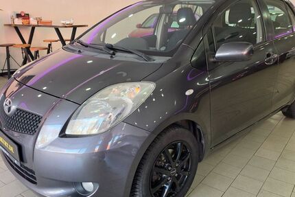Toyota Yaris 200.000 km 2.900 &euro; Recklinghausen 45661