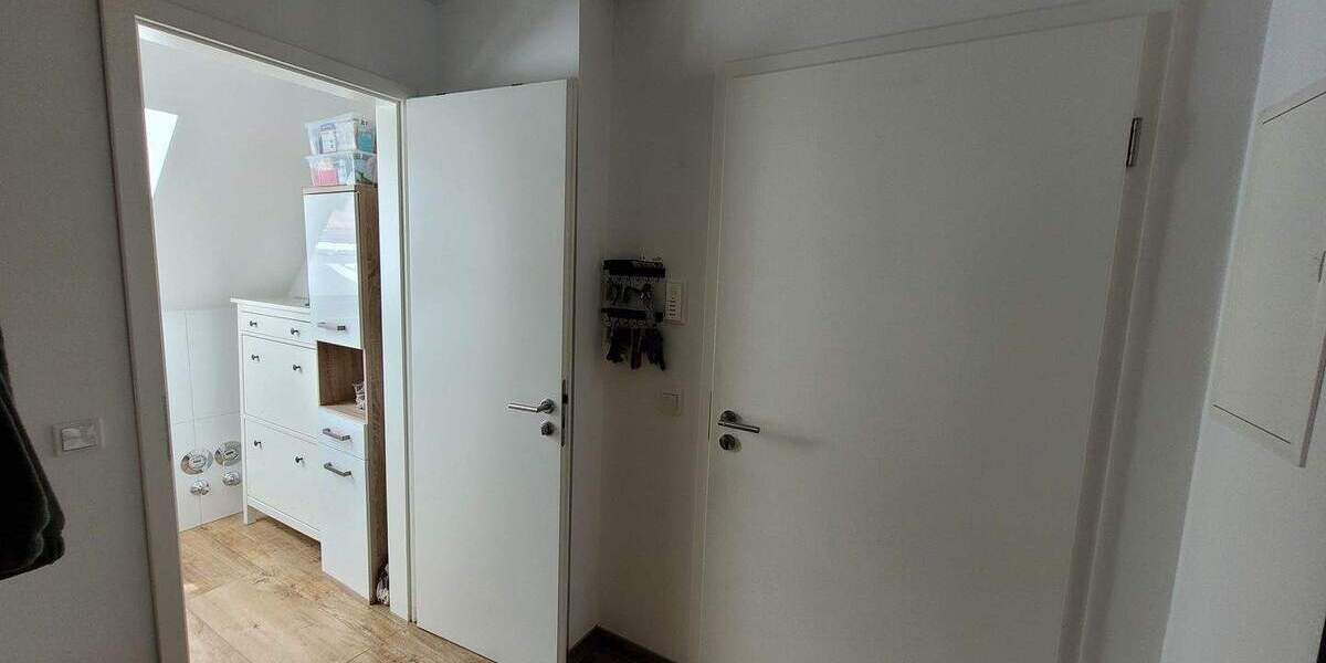 Etagenwohnung Rheinberg - 2 Zimmer, 75 m&sup2;, 900&euro; | Angebot:26684128