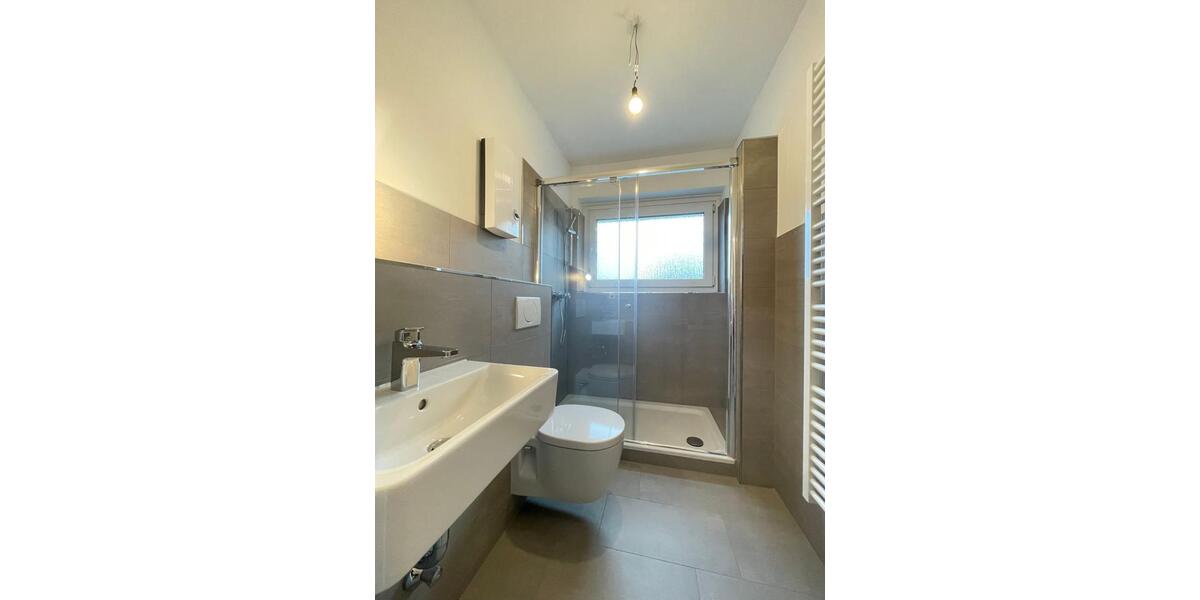 Dachgeschoßwohnung Essen Stadtbezirk III - 2 Zimmer, 56 m&sup2;, 610&euro; | Angebot:25992879