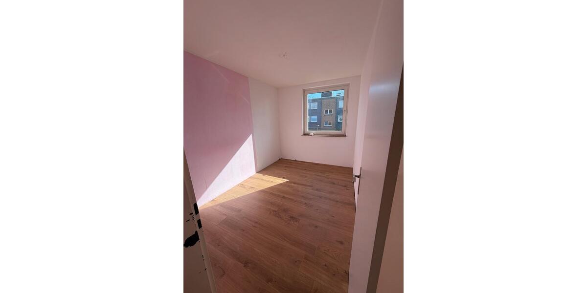 Etagenwohnung Herten Bertlich - 4 Zimmer, 91 m&sup2;, 879&euro; | Angebot:25320150