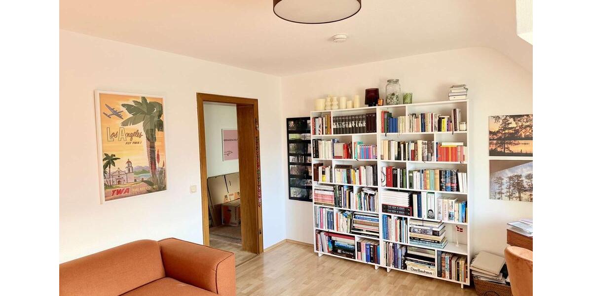 Dachgeschoßwohnung Essen Stadtbezirk II - 3 Zimmer, 66 m&sup2;, 650&euro; | Angebot:24813812