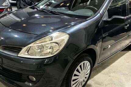 Renault Clio 149.239 km 2.500 &euro; Voerde 46562