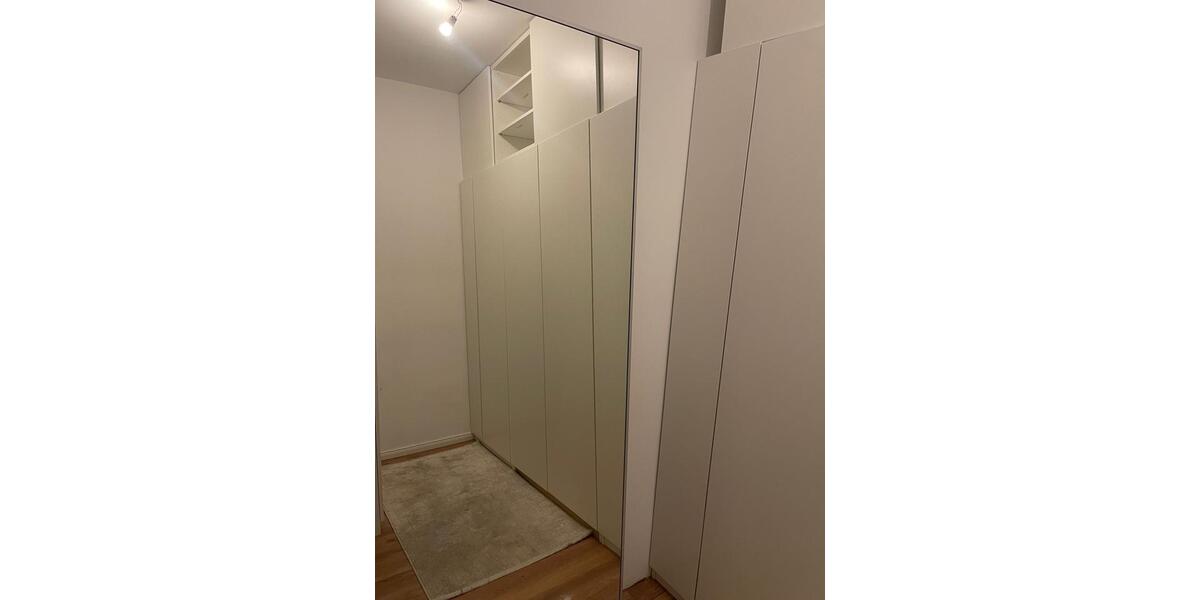 Dachgeschoßwohnung Moers - 2.5 Zimmer, 67 m&sup2;, 195.000&euro; | Angebot:26051235