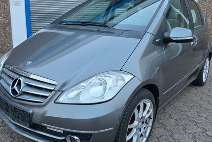 Mercedes-Benz A 180 131.000 km 5.399 &euro; Moers 47441
