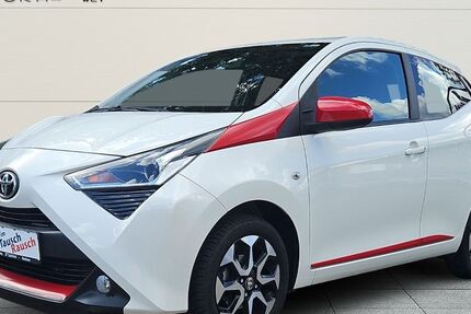 Toyota Aygo (X) 59.464 km 9.980 &euro; Bochum 44809