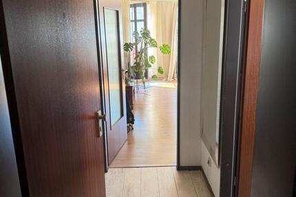 Wohnung Duisburg Hochheide - 2 Zimmer, 60 m&sup2;, 900&euro; | Angebot:25922827