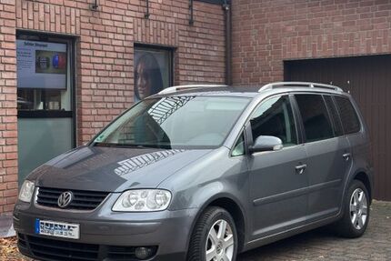 VW Touran 269.000 km 2.790 &euro; Datteln 45711