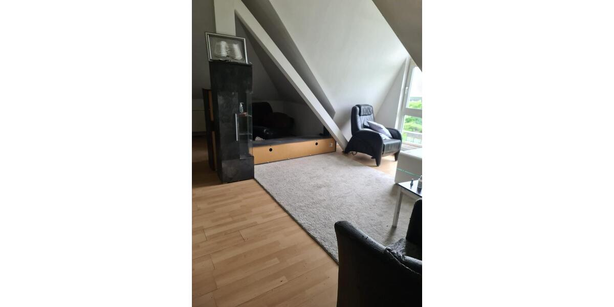 Dachgeschoßwohnung Oberhausen Osterfeld - 2 Zimmer, 45 m&sup2;, 395&euro; | Angebot:26524911