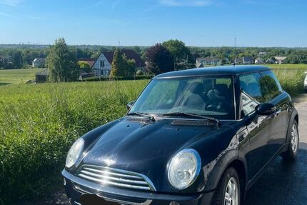 Mini ONE 176.000 km 2.500 &euro; Bochum 44892