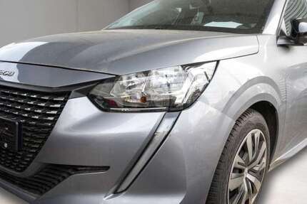 Peugeot 208 18.693 km 17.485 &euro; Herne 44625