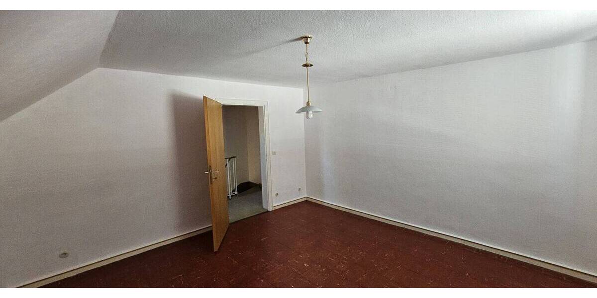 Doppelhaushälfte Essen Altenessen-Süd - 6 Zimmer, 132 m&sup2;, 335.000&euro; | Angebot:26585836