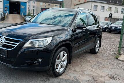 VW Tiguan 171.000 km 7.990 &euro; Bochum - Bochum-Mitte 44809