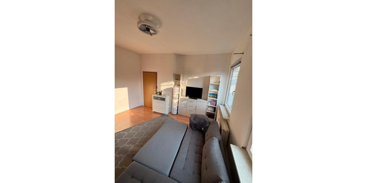 Etagenwohnung Essen Stadtbezirk VI - 2 Zimmer, 50 m&sup2;, 700&euro; | Angebot:25637304