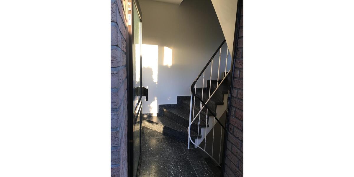 Etagenwohnung Essen Stadtbezirk IV - 2 Zimmer, 60 m&sup2;, 695&euro; | Angebot:25409337